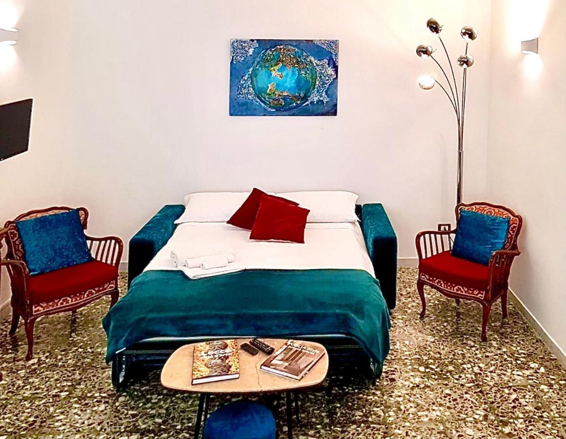 La Casa Di Julia Apartment Lecce Luaran gambar