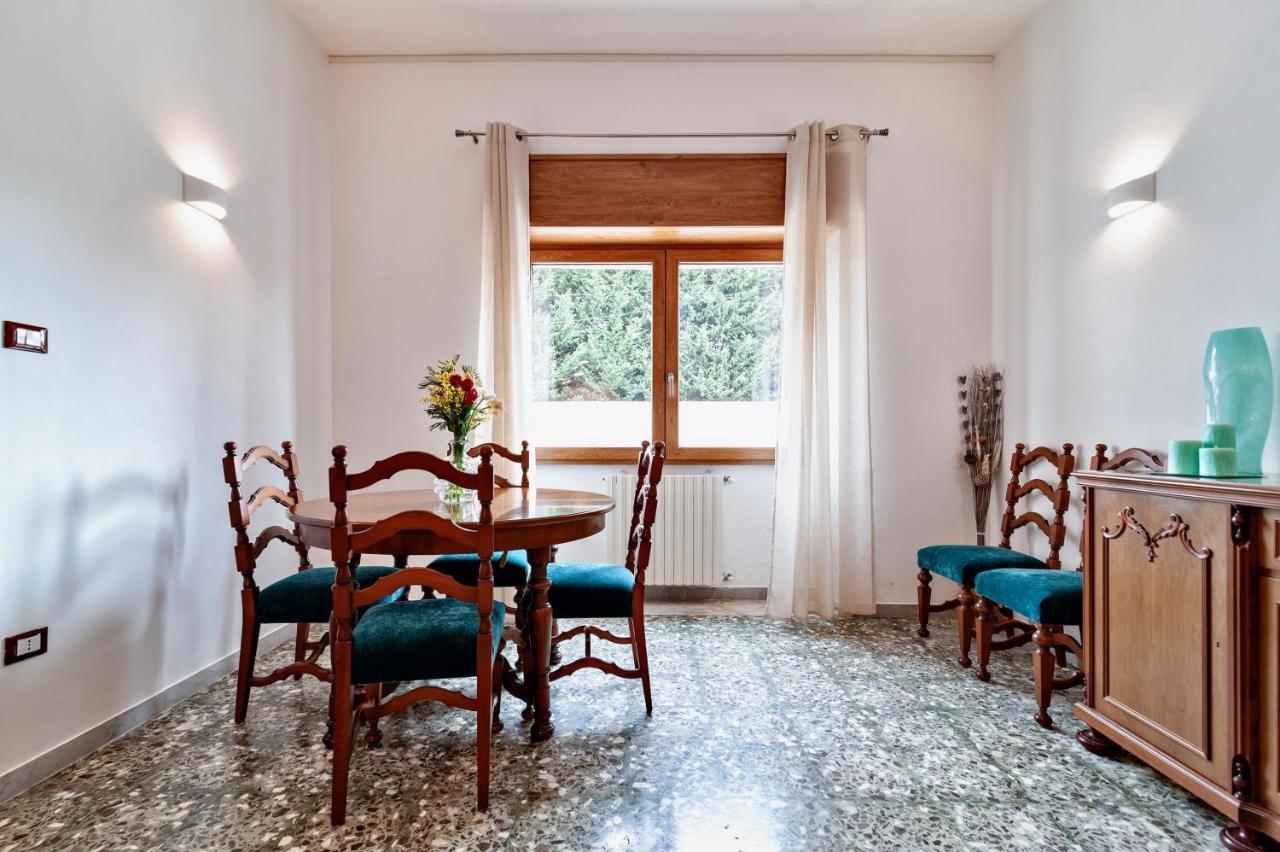 La Casa Di Julia Apartment Lecce Luaran gambar