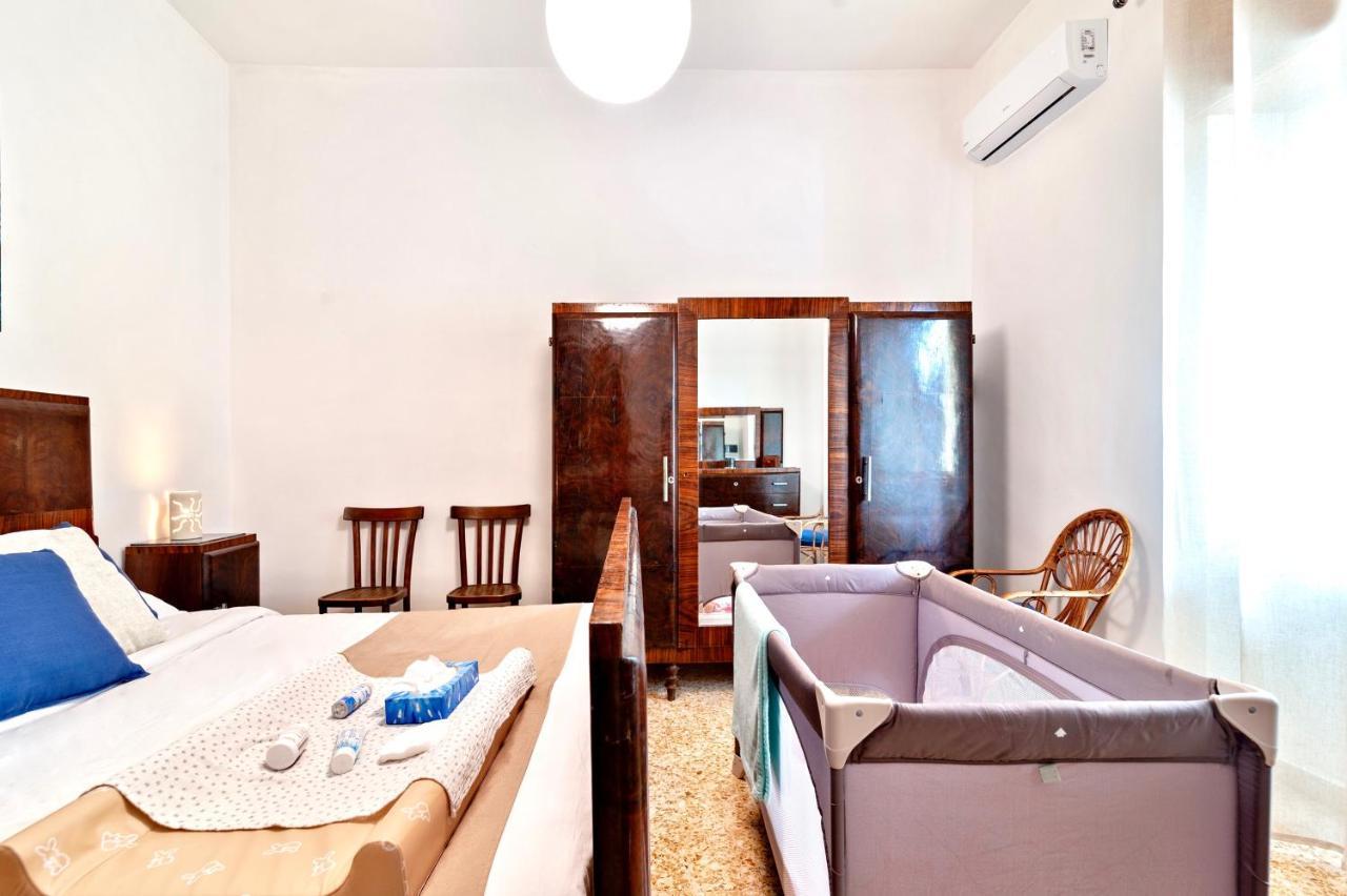 La Casa Di Julia Apartment Lecce Luaran gambar